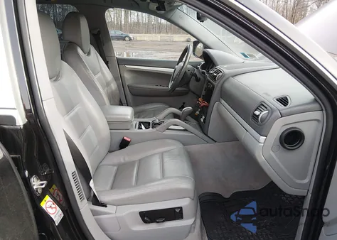 2008 Porsche Cayenne z USA, uszkodzony, nr VIN WP1AA29PX8LA12792